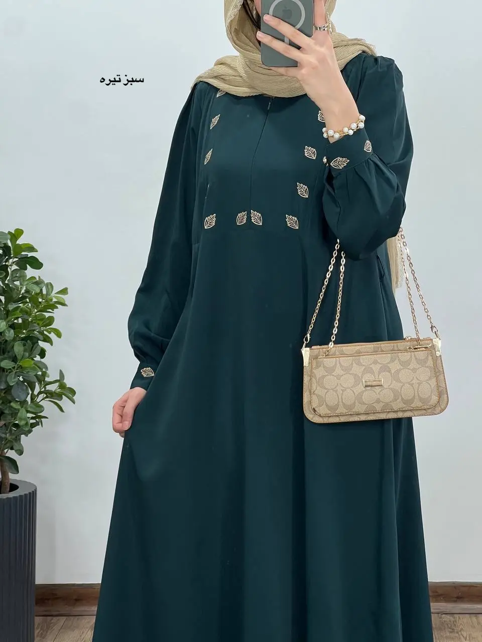 مانتو عبایی گلدوزی محنا